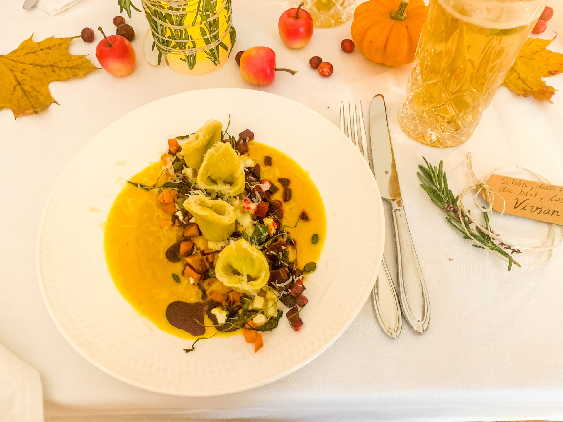 Das perfekte Dinner bei Freunden: Vegetarisches Herbstmenü mit 3 Gängen